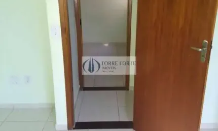 Sobrado com Sacada 2 dormitorios 2 suites 1 vaga no Jardim Romano.