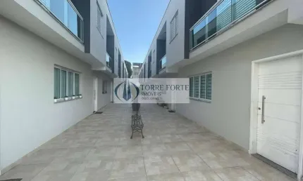 Sobrado novo em condomínio, 3 dormitórios, 1 suíte, 2 vagas na Vila Formosa