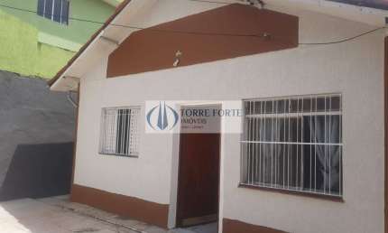Casa Terrea com 4 dormitorios 2 vagas de garagem na Vila Antonieta.