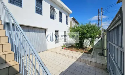 Linda Casa  com 3 dormitórios em Ermelino Matarazzo