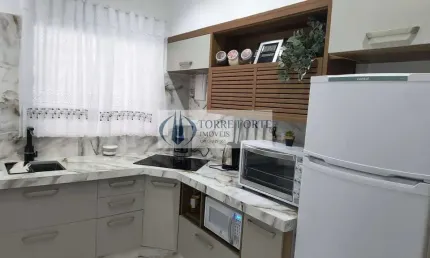 apartamento 2 dormitórios 2 suítes  varanda e 1 vaga  na Chacara Mafalda