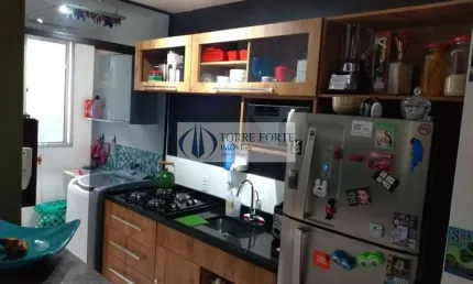 Oportunidade!Apartamento com sacada 2 dormitorios 1 vaga fixa em São Miguel