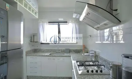Lindo Apartamento com 4 dormitorios 3 suites 2 vagas cobertas no Tatuape .