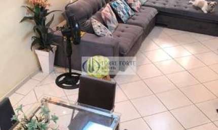 Linda casa com 3 dormitórios e 2 vagas no Jardim Taboão