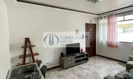 Maravilhoso apartamento antigo localizado na vila mariana