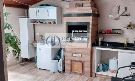 Lindo sobrado com 3 quaurtos 1 suite 2 vagas , varanda em Itaquera .
