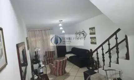 Sobrado 2 Dormitórios, Sendo 1 Suíte, 1 Vaga e Edícula na Penha