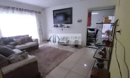 Bela Casa com 3 dormitorios 1 suite 8 vagas em São Roque.