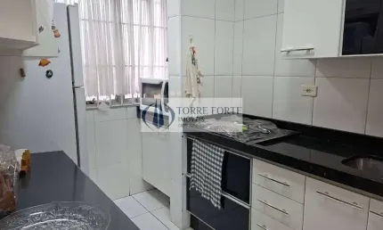 Apartamento com 2 dormitorios 2 vagas coberta no Jardim Vila Formosa.