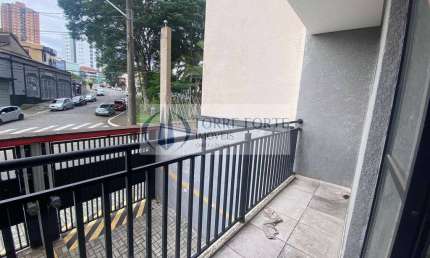 Maravilhoso stúdio com sacada e 1 vaga de garagem na vila formosa!!