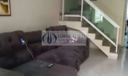 Lindo sobrado com 4 dormitórios sendo 1 suíte , 2 vagas , Vila Esperança