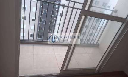 Apartamento 2 dormitórios com varanda  no Belenzinho