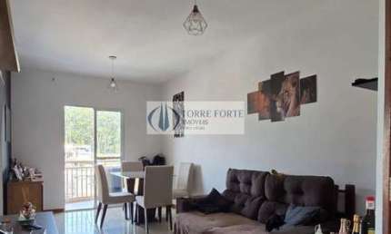 Apartamento Mobiliado com 2 Dormitórios e 1 Vaga em Taboão da Serra
