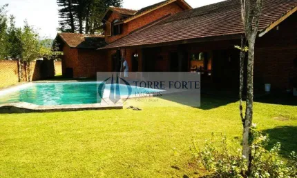 Comprar casa com 4 quartos em Guarujá SP, Casa em condomínio fechado