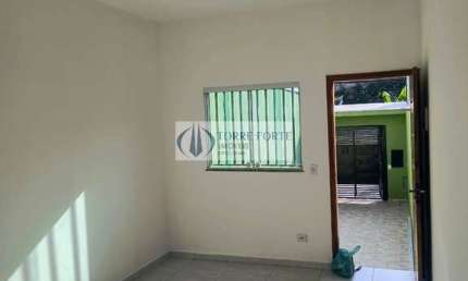 Sobrado Novo com 2 Suítes e 2 Vagas na Cidade Líder