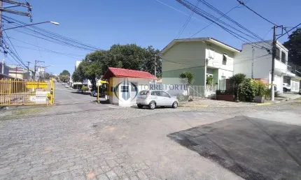 Lindo  Sobrado 3 dormitórios , 2 suítes , 3 vagas com ótima localização