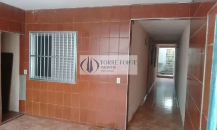 Sobrado amplo com 3 Dormitórios e 1 Vaga de Garagem Região Cangaiba