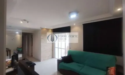 Apartamento Amplo com 3 Dormitórios, Suíte e 1 Vaga em Alphaville
