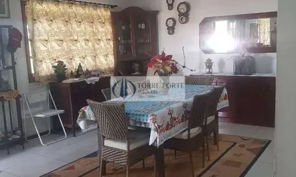 Chacara com 3 dormitorios 1 suite 10 vagas de garagem em Bragança .
