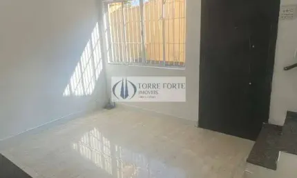 Casa em condomínio 2 dormitórios e 1 vaga em são miguel