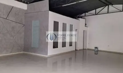 Salao comercial com 1 escritorio 1 banheiro para locacao no tatuape.