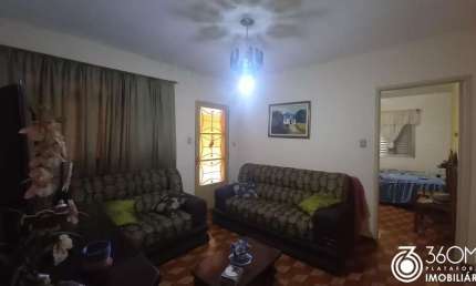Sobrado para Venda em Santo André, Vila Alto de Santo André, 2 dormitórios, 1 banheiro, 3 vagas