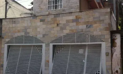 Sobrado para Venda em Santo André, Vila Palmares, 3 dormitórios, 2 banheiros, 2 vagas