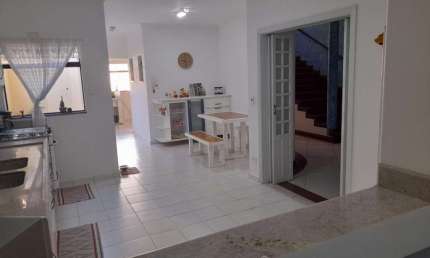 Sobrado para Venda em Santo André, Vila Alice, 3 dormitórios, 1 suíte, 3 banheiros, 8 vagas
