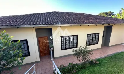 Casa com 4 quartos à venda na Rodovia BR-101, Nova Brasília, Joinville, 220 m2 por R$ 900.000
