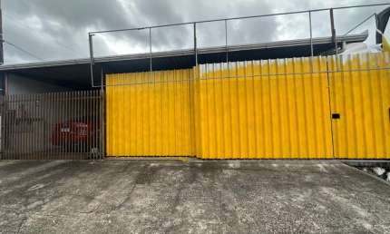 Sala comercial com 1 sala para alugar no Capão Raso, Curitiba 