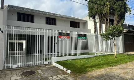 Excelente sobrado residencial/comercial amplo de alto padrão no Fanny - Cód. 06.094