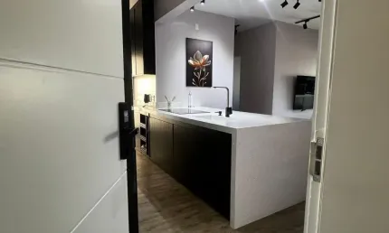 Vendo lindo apartamento cond trilogy home 03 dorm vista livre face norte