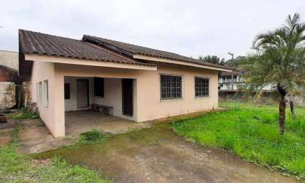 Vendo Terreno Esquina Itinha edificado com uma casa de Alvenaria
