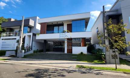 Casa com 3 quartos à venda na Vila Nova, Joinville 
