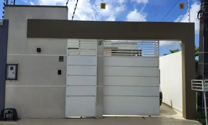 Casa Mobiliada à Venda – Porteira Fechada | Novo Aleixo – Manaus