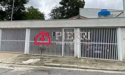 Casa térrea a venda na Vila Piauí com 4 dormitórios, 10 metros de frente