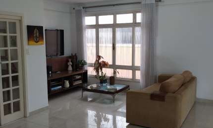 PONTA DA PRAIA - LOCAÇÃO – SOBREPOSTA  ALTA  5  DORMITORIOS  - 2 VGS  EXCELENTES.