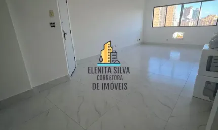APARTAMENTO PONTA DA PRAIA – 2 SUÍTES + 1 DORM. REVERSÍVEL – TOTALMENTE REFORMADO – ANDAR ALTO