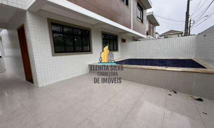 SOBRADO DE ESQUINA COM PISCINA NA VILA BELMIRO – SANTOS/SP