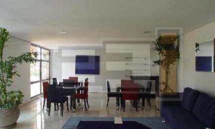 VENDA/LOCAÇÃO – CHACARÁ KLABIN – 375 AU- 4 SUITES- 5 VAGAS
