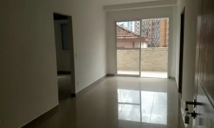 Pompéia Locação excelente apartamento 2 dormitórios poucos metros do mar!!!