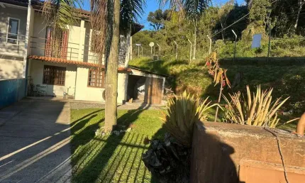 Casa com 3 quartos à venda na Rodovia dos Expedicionários, 4064, Bom Jesus, Campo Largo