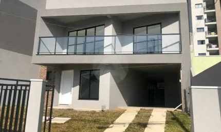 Casa com 2 quartos à venda na Rua Rosa Tane Grande, 327, Centro, Campo Largo