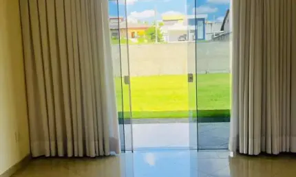 Casa Sobrado em Jardim Terras de Santa Helena  -  Jacareí