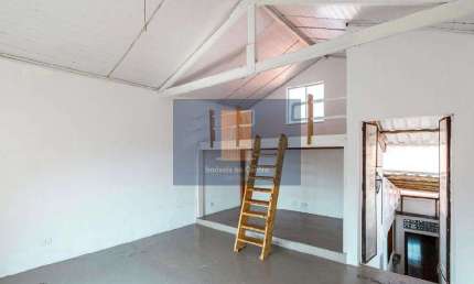 Casa com 2 quartos para alugar na Rua James Holland, Barra Funda, São Paulo