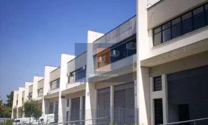 Barracão / Galpão / Depósito para alugar na Alameda Juari, Tamboré, Barueri