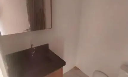 Kitnet / Stúdio à venda na Avenida Professor Luiz Ignácio Anhaia Mello, Jardim Independência, São Paulo