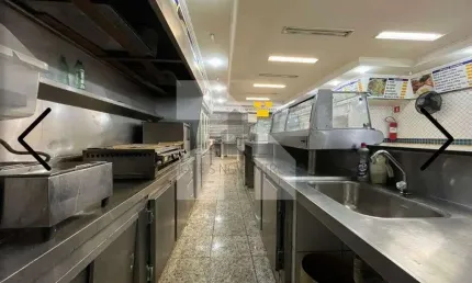 Ponto comercial para alugar na Rua Barão de Itapetininga, República, São Paulo