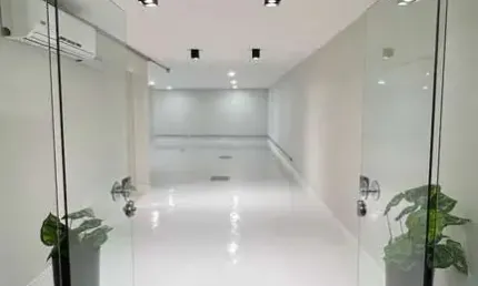 Sala comercial para alugar na Avenida São João, Centro, São Paulo
