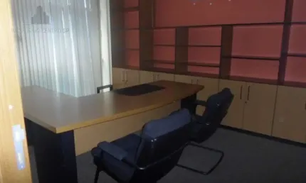 Casa comercial para alugar na Rua Vinte e Quatro de Maio, República, São Paulo